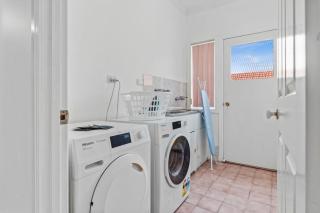 Spacious Group Getaway with Home Office and Full Air Conditioning - 2