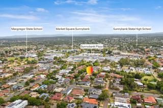 Great Value Home with Pool for Groups Near Sunnybank Plaza - 2