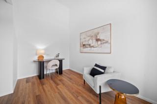 Comfortable 4 Bedroom Family Home with 3 Bathrooms and Air Conditioning - 0