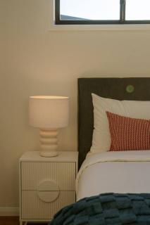 Comfortable 4 Bedroom Family Home with 3 Bathrooms and Air Conditioning - 3