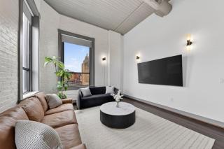 Luxury 3BR on TQL Stadium Washington Park - 9