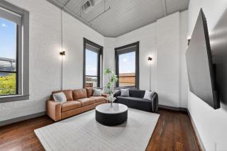 Luxury 3BR on TQL Stadium Washington Park - 4