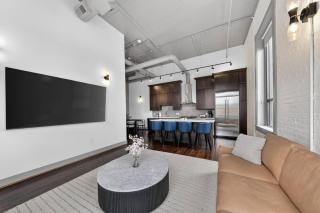 Luxury 3BR on TQL Stadium Washington Park - 3