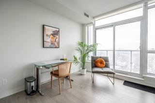 Modern 2BR, 2BA Suite - Incredible Views - Parking - 7