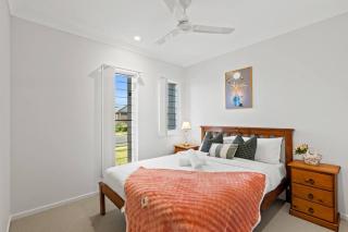 Brand New 4 Bedroom 2 Bathroom Home Spacious and Comfortable - 1