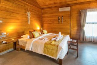 Peaceful Garden Villa 3, Steps to Coral Reef - 7
