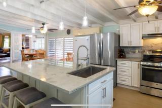 Downtown Oceanview 3BDR, Parking, WiFi Sunset View - 6