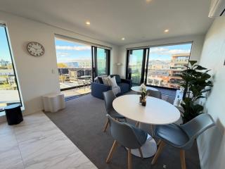 City Escape in the Heart of Christchurch - 7