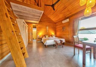 Peaceful Garden Villa 2, Steps to Coral Reef - 9