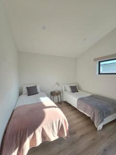 Cozy & Private 2-Bedroom Retreat Home - 2