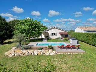 Charmante maison avec piscine au cœur des vignes - 0