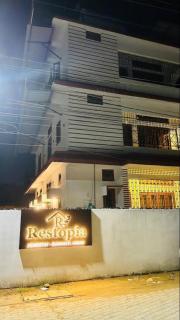 Restopia Homestay - 1