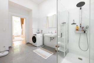 Altbau-Juwel Wien Geräumig & modern 2 Min zur U-Bahn - Vienna - 4