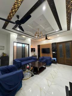 2BHK Modern House in Faisalabad - 4