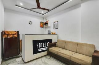Hotel O Chowrasta Near Congress Bhavan - 8