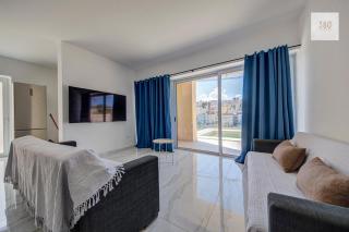 Super large Swieqi home with Amazing Private Pool - 9
