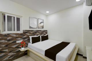Super Hotel O Saibaba Temple Chintal Formerly Himagiri Luxury Room - 7