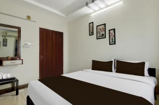 OYO Hotel O Benz Circle Vijayawada - 2