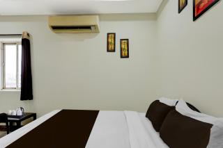 OYO Hotel O Benz Circle Vijayawada - 1