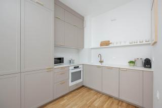 Unique Apartment with Air Conditioning and Underground Parking by Renters Prestige - 8