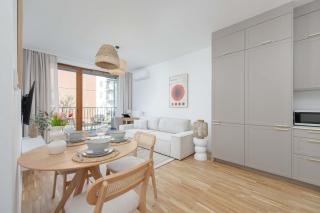 Unique Apartment with Air Conditioning and Underground Parking by Renters Prestige - 4