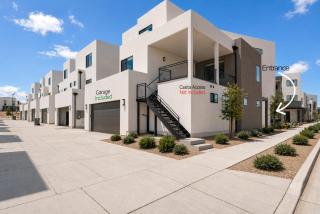 Olympic Escapes Silver townhouse - 8