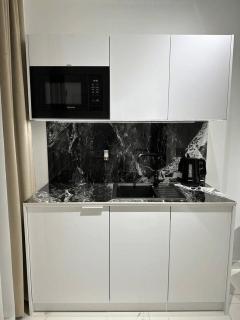 V21 Luxury Apartments - 8