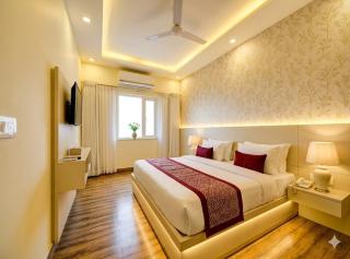 Hotel Havenwood Suites Near Delhi IGI Airport - 1