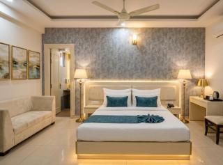 Hotel Havenwood Suites Near Delhi IGI Airport - 1