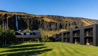 Seljalandsfoss Horizons - 0