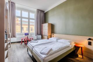 MEININGER Hotel Berlin Mitte - 8