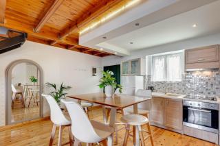 Ionelia Seaview Apartment 2 - 8