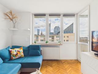 Platinum View Warsaw Apartment by Solarento - 1
