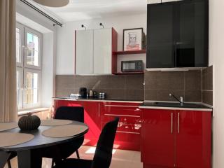 Old Town Świętego Ducha Suite by Downtown Apartments - 8