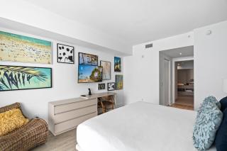 Stylish Beach Condo with Ocean Views - 4