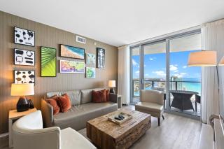 Stylish Beach Condo with Ocean Views - 8