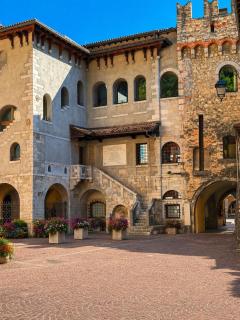 San Rocco Apartments - 8