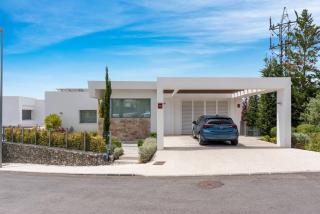 3301 Villa Mariposa - 5