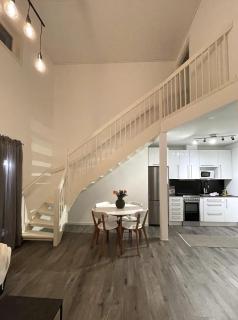 Newly renovated apartment in house - 0