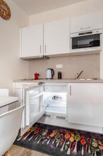 Lovely Prague Apartment 2 - 1