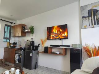 Cozy & Stylish Studio- Membly Star Height Naivera - 8