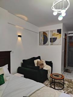 Cozy & Stylish Studio- Membly Star Height Naivera - 2