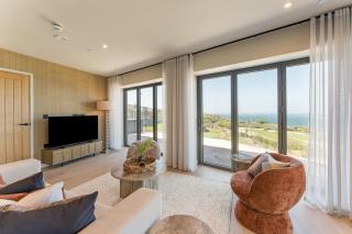 Hidden 18 - St Ives Bay Suite Hot Tub - 1