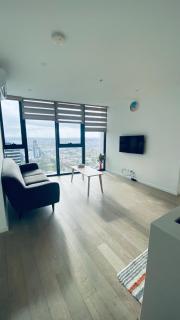 Level 52 Skyview AVANT - 3