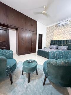 Family Signature Residency - 3