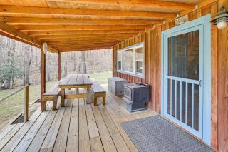 Hike & Unwind - Quiet Wooded Getaway in Pikeville - 9