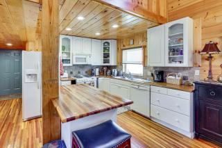 Hike & Unwind - Quiet Wooded Getaway in Pikeville - 3