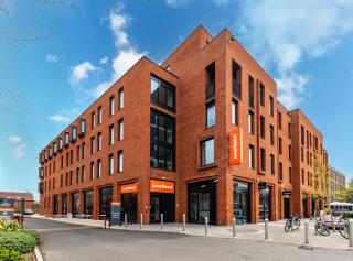 easyHotel Oxford - 8