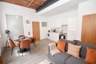 Beautiful 2 Bed Manchester Apartment Near Etihad - 5