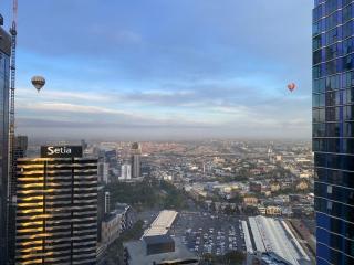 Level 52 Skyview AVANT - 7